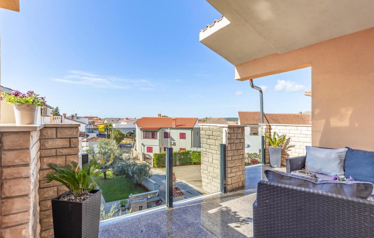 Apartments Denis 2 ميدولين المظهر الخارجي الصورة