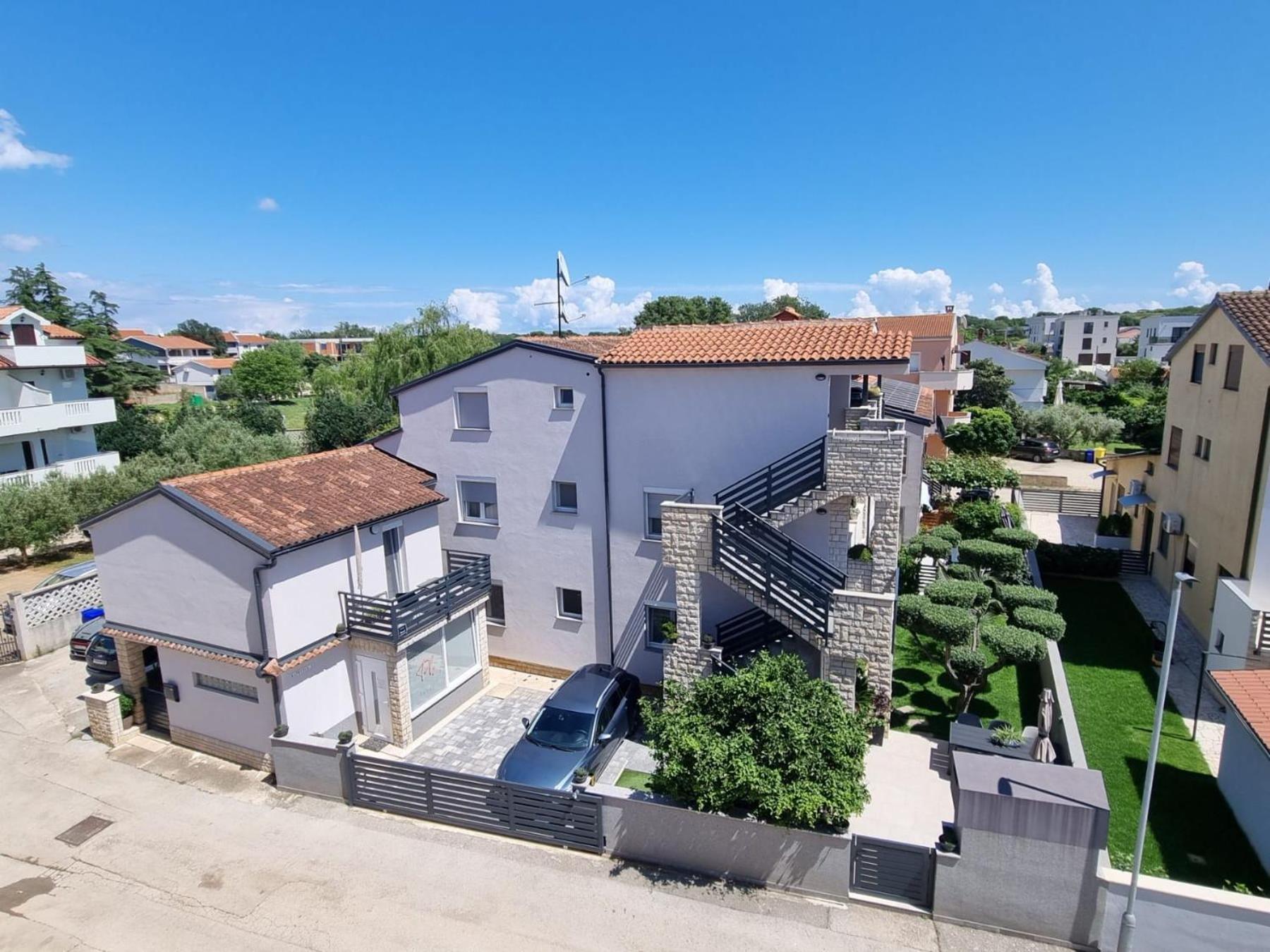 Apartments Denis 2 ميدولين المظهر الخارجي الصورة